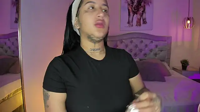 Snapshot of ayshel__ chatting on November 2025 05:12:03 AM ayshel online show from November 2025 05:12:03 AM