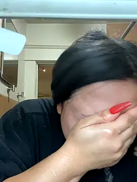 xocrybaby online show from October 2025 03:23:02 PM