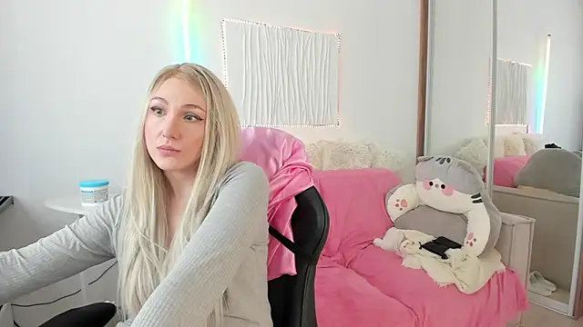 CarolMay online show from March 2026 07:15:01 AM