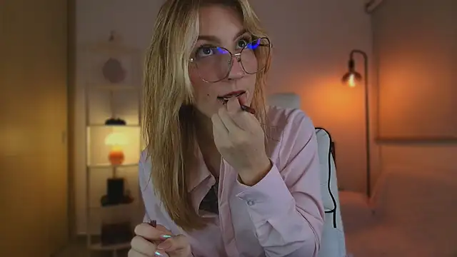 Snapshot of Dakotaa_ chatting on October 2025 05:30:02 AM Dakotaa  online show from October 2025 05:30:02 AM