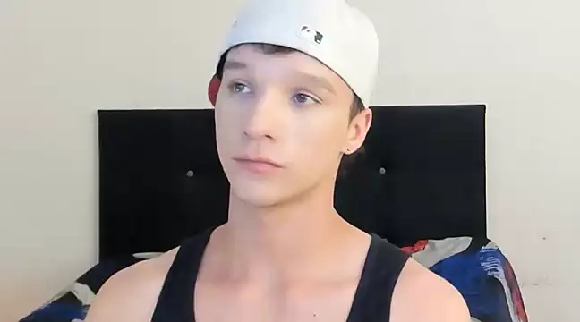 Snapshot of angelcortes chatting on January 2025 05:00:01 PM angelcortes online show from January 2025 05:00:01 PM