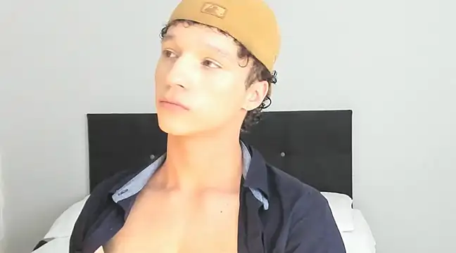 angelcortes online show from February 2025 08:42:01 PM