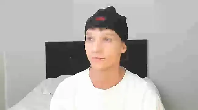 Snapshot of angelcortes chatting on March 2025 12:32:01 AM angelcortes online show from March 2025 12:32:01 AM