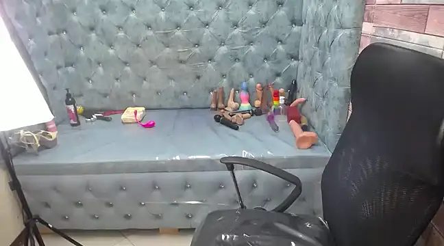 HornySkinny26 online show from March 2025 07:15:01 AM