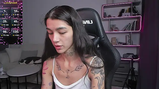 vinkitinkii online show from January 2025 09:57:02 AM