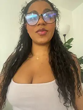 charlotteeruss online show from February 2026 05:55:01 PM