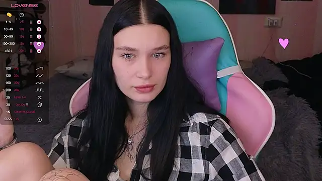 Snapshot of Amanda_Tender chatting on January 2025 09:16:01 PM Amanda Tender online show from January 2025 09:16:01 PM