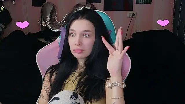 Snapshot of Amanda_Tender chatting on February 2025 10:17:02 PM Amanda Tender online show from February 2025 10:17:02 PM