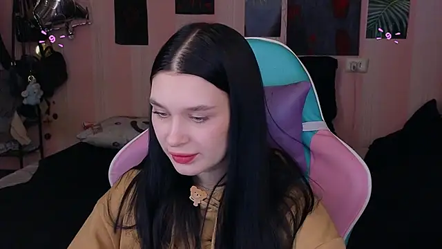 Snapshot of Amanda_Tender chatting on February 2025 09:18:02 PM Amanda Tender online show from February 2025 09:18:02 PM