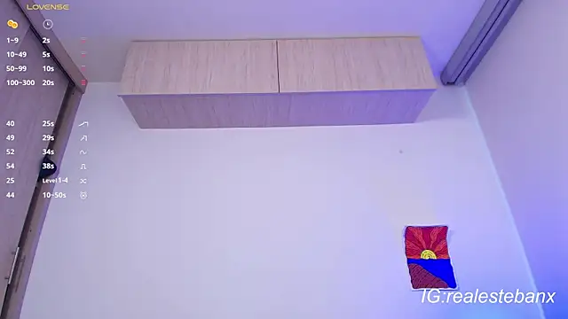 Snapshot of Esteban_Knight chatting on September 2025 10:14:01 PM Esteban Knight online show from September 2025 10:14:01 PM