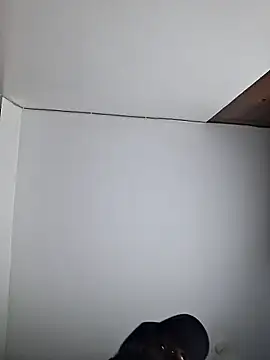 hornycreamybabe online show from December 2025 01:43:02 AM