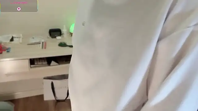 A-xena online show from December 2025 02:53:01 AM