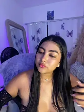 NatashaBrown12 online show from May 2026 02:01:02 PM
