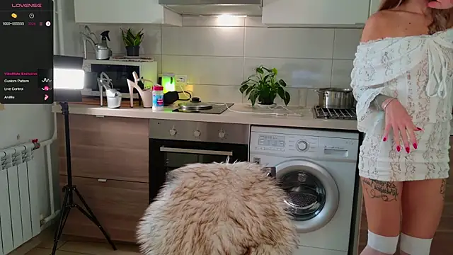 MissLovex online show from October 2025 01:58:02 AM