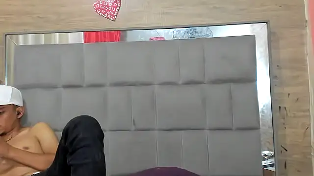 chicasirbo online show from November 2025 09:26:02 PM