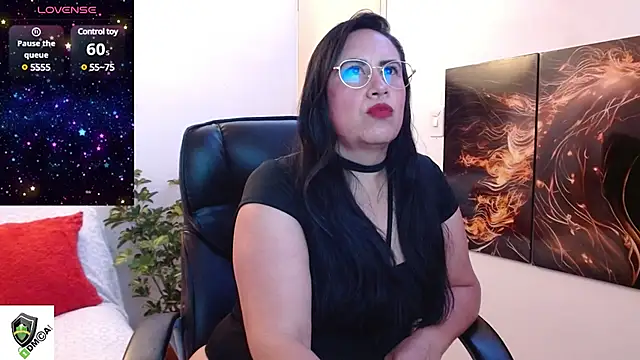 amalia brunette online show from February 2025 10:20:01 PM