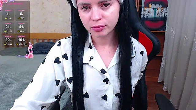 JuicyJess online show from December 2025 07:53:01 PM