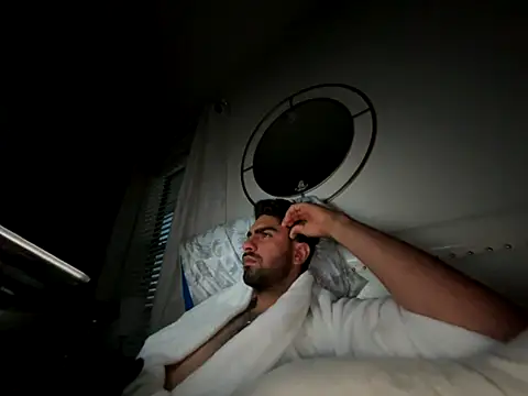 Snapshot of Carlos-195- chatting on September 2025 12:55:01 AM Carlos-195- online show from September 2025 12:55:01 AM