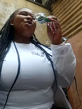 Snapshot of Bootyliciousbbw12 chatting on November 2025 06:01:01 AM Bootyliciousbbw12 online show from November 2025 06:01:01 AM