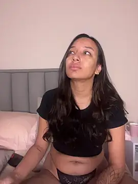 Snapshot of DianaHopson chatting on March 2026 10:54:02 AM DianaHopson online show from March 2026 10:54:02 AM