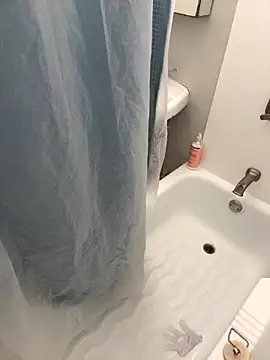 demonslayerr999 online show from September 2025 06:04:02 AM