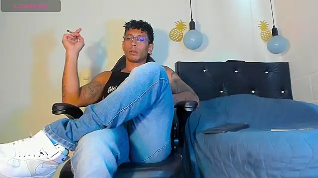 FuckHardlove online show from December 2024 06:24:02 PM