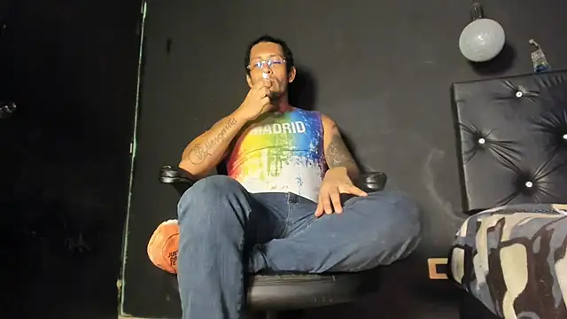 Snapshot of FuckHardlove chatting on June 2026 03:55:02 AM FuckHardlove online show from June 2026 03:55:02 AM