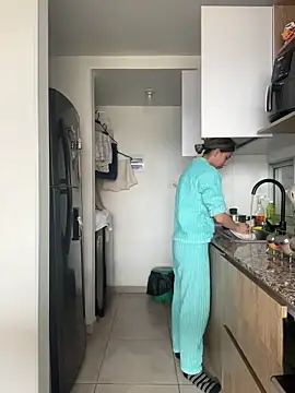 Snapshot of Ameellie chatting on October 2025 03:52:01 PM Ameellie online show from October 2025 03:52:01 PM