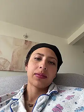 Snapshot of Ameellie chatting on November 2025 02:17:02 PM Ameellie online show from November 2025 02:17:02 PM