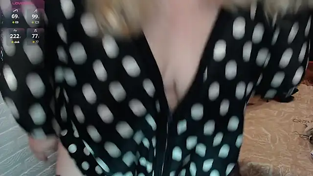 Snapshot of Marina_Yourangel chatting on February 2026 03:25:02 AM Marina Yourangel online show from February 2026 03:25:02 AM