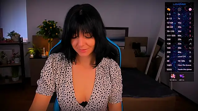  Kelly   online show from October 2025 06:02:02 AM