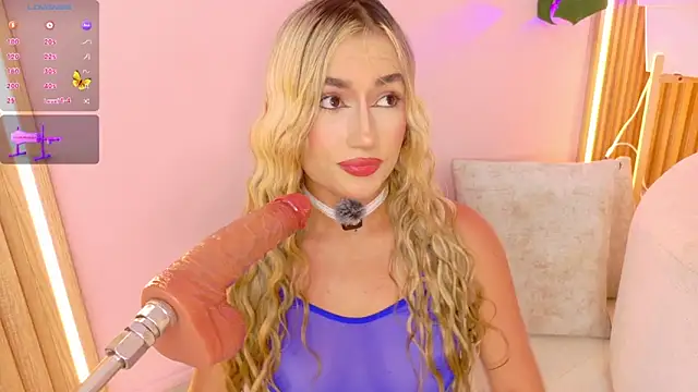 Snapshot of alison_collins chatting on October 2025 08:07:01 PM alison collins online show from October 2025 08:07:01 PM