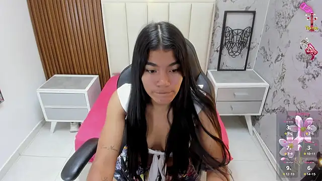 MILEY JOAS2 online show from October 2025 12:56:01 PM