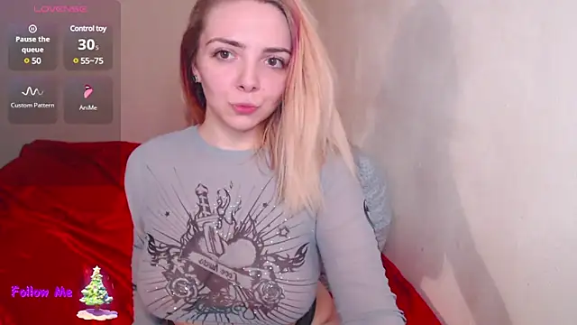 mia-joy online show from January 2025 09:44:02 PM