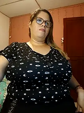 EllisW8 online show from February 2025 11:11:02 PM