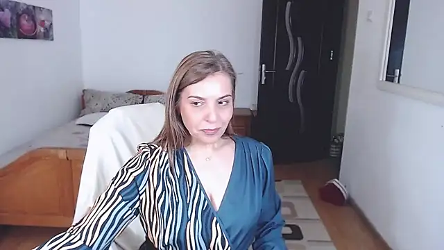 evamaria2024 online show from November 2025 09:42:02 AM