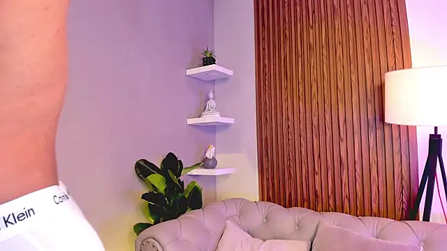 liam collins21 online show from November 2025 11:56:02 AM