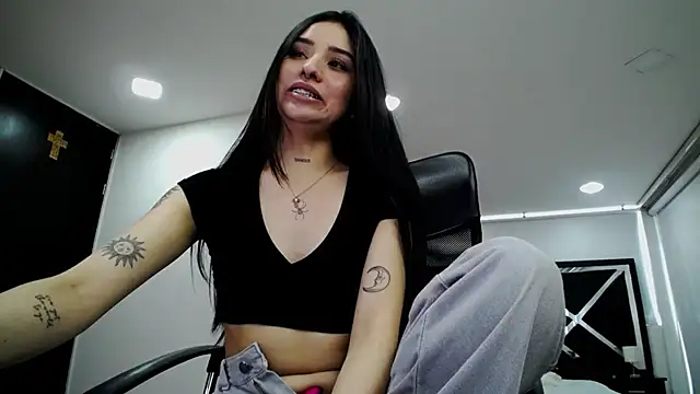 Snapshot of ananya_sex1 chatting on March 2025 08:59:01 PM ananya sex1 online show from March 2025 08:59:01 PM