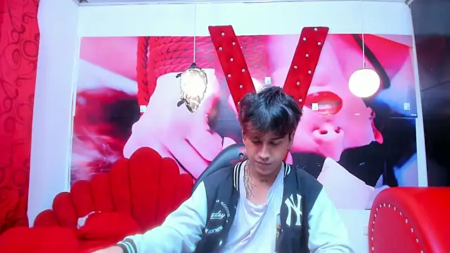 alex 477 online show from September 2025 11:37:02 AM