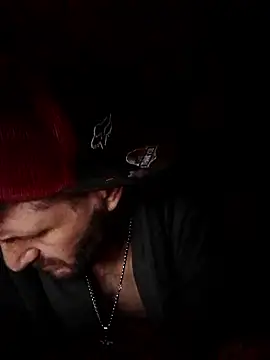 Nawtyslaveteen online show from January 2026 01:11:01 AM