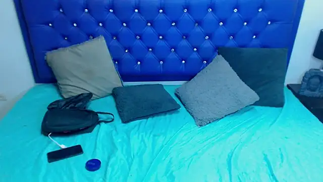 kiwii nasty online show from February 2026 12:00:02 AM