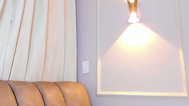 Lia walton online show from January 2026 12:10:01 PM