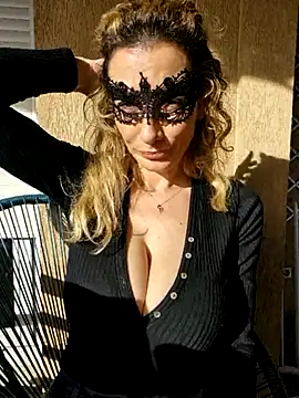 Eva Lastar online show from January 2026 01:28:02 PM