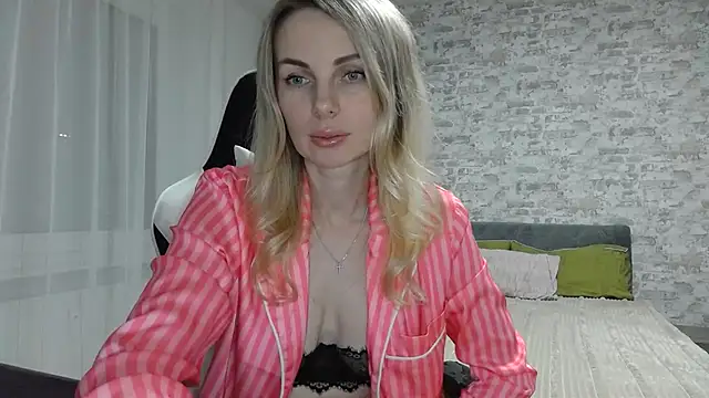 Snapshot of AlissonBia chatting on May 2026 08:58:02 PM AlissonBia online show from May 2026 08:58:02 PM