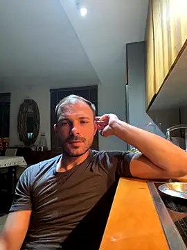 Adventurehotman online show from September 2025 10:37:01 PM