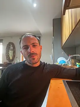 Adventurehotman online show from October 2025 03:10:02 PM