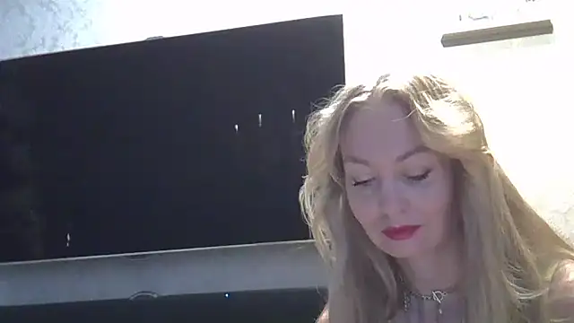 ZarinaSwift online show from December 2024 04:44:02 AM