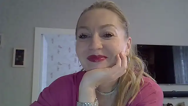 ZarinaSwift online show from October 2025 04:22:01 AM