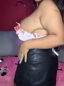 Snapshot of Playful__Princess chatting on February 2025 01:30:01 PM Playful Princess online show from February 2025 01:30:01 PM