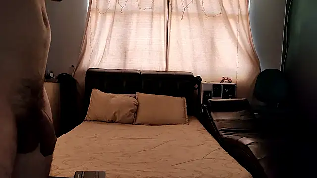 Alaia sam online show from February 2026 03:46:02 PM